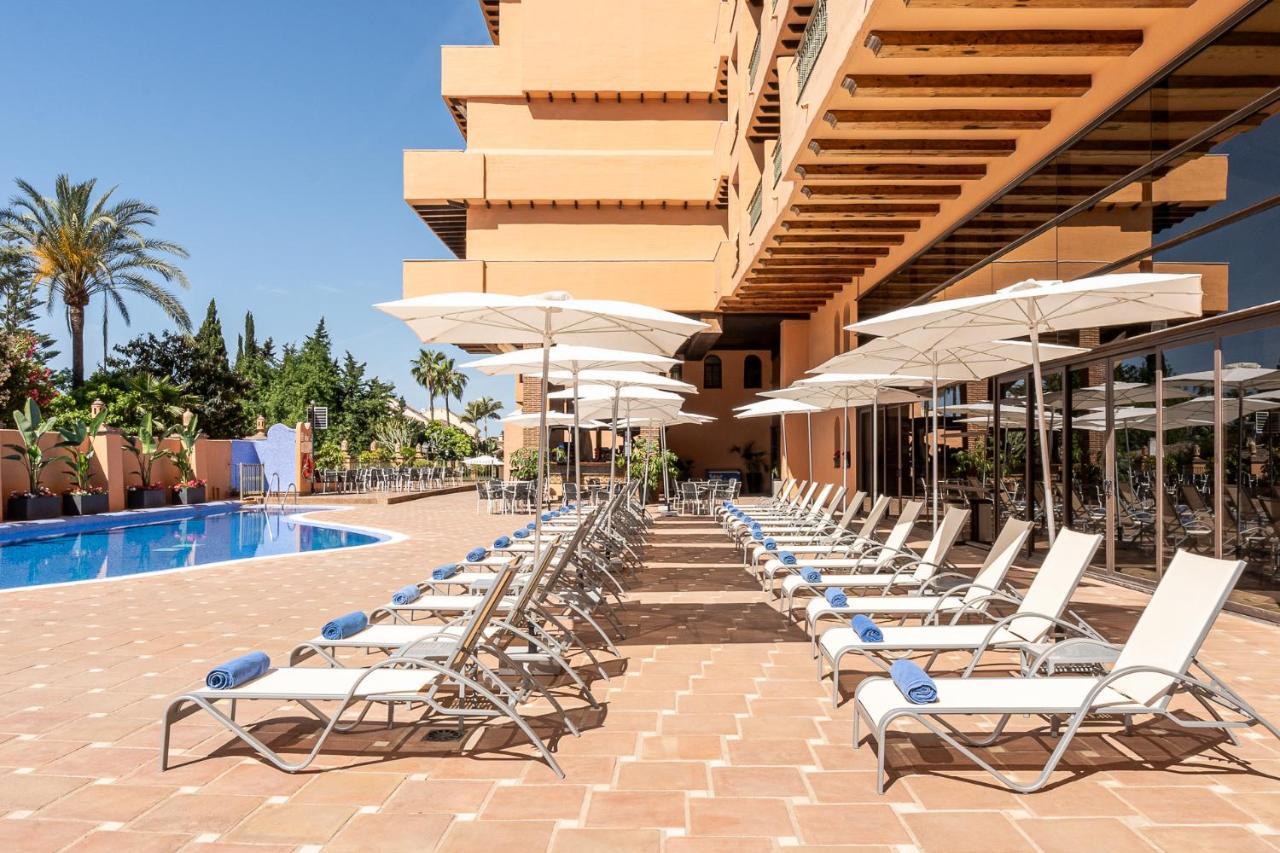 Globales Paraiso Beach Estepona Bagian luar foto