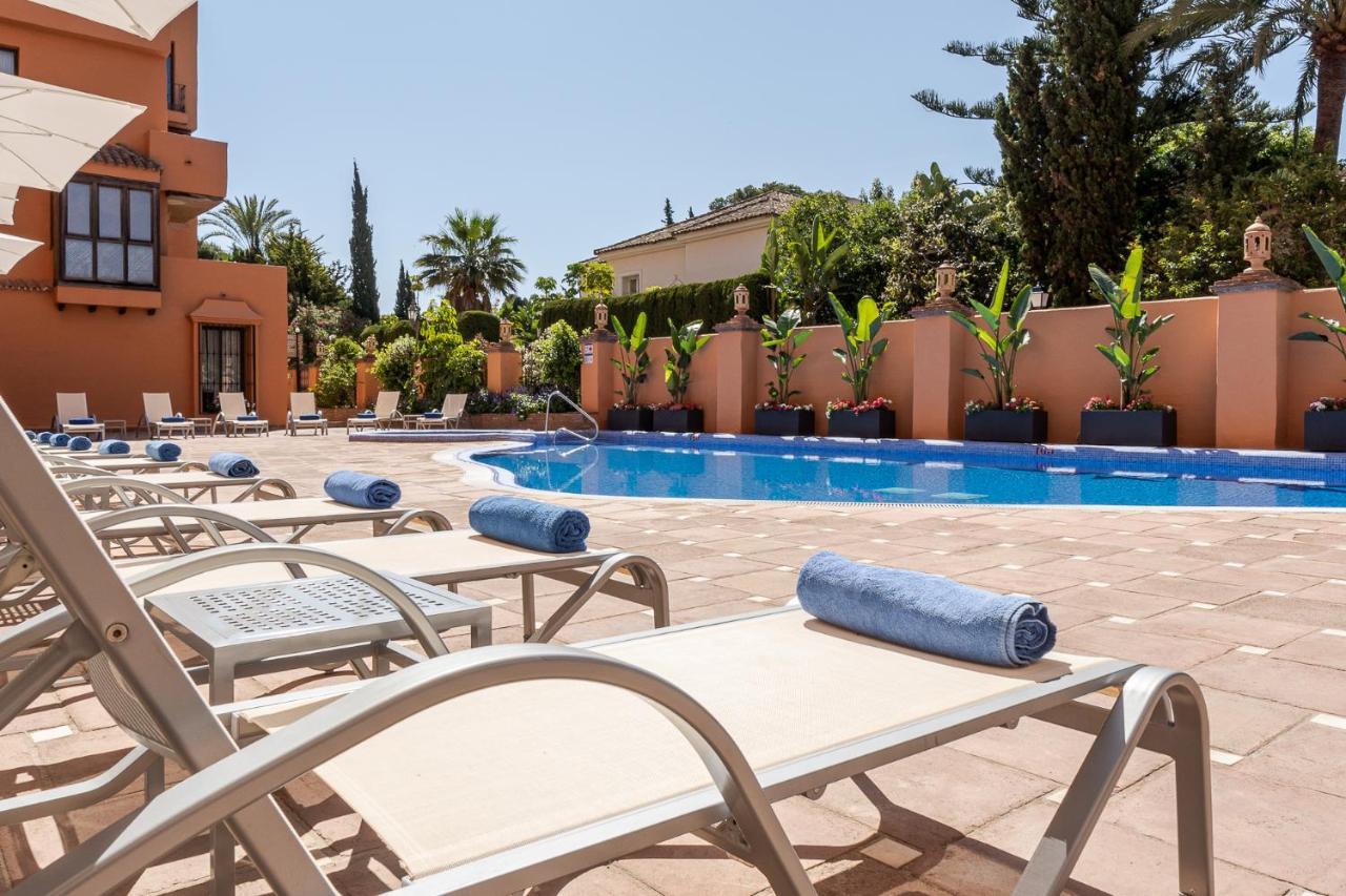 Globales Paraiso Beach Estepona Bagian luar foto